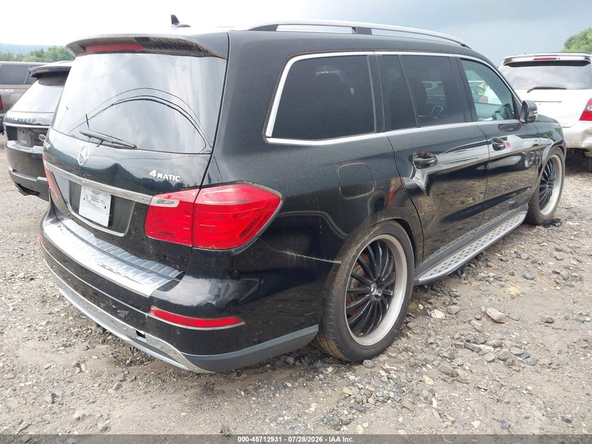 2013 Mercedes-benz Gl-class VIN 4JGDF7CE5DA247977 IAAI salvage auction — NORMAL WEAR, Clear (New Jersey), sold $1,100 on 2026-08-15 (photo 4)