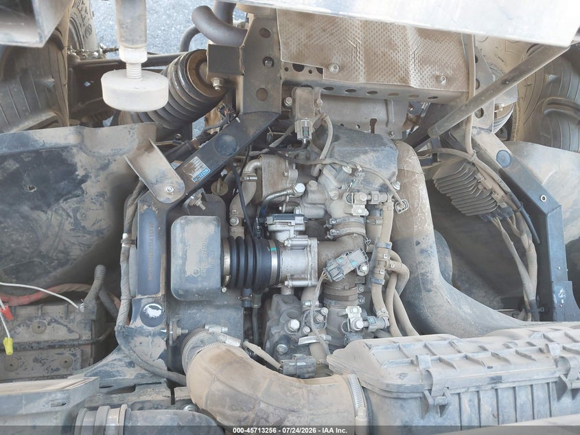 2022 Cfmoto Uforce VIN LCELV1ZAXN6002357 IAAI salvage auction — SIDE, Salvage (California), sold $3,700 on 2026-10-06 (photo 8)