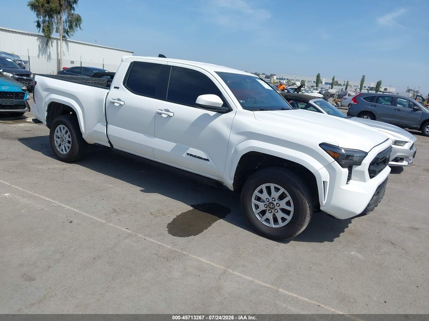 2025 Toyota Tacoma VIN 3TMLB5JN6SM132453 — IAAI salvage auction photo