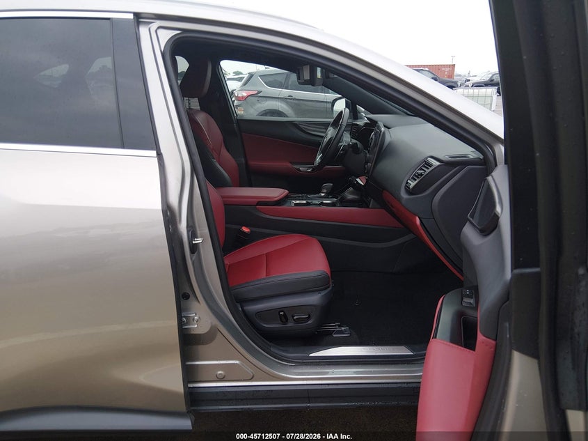 2025 Lexus Nx VIN 2T2GGCEZ8SC092112 IAAI salvage auction — WATER/FLOOD, Salvage Title, sold $23,800 on 2026-09-15 (photo 5)