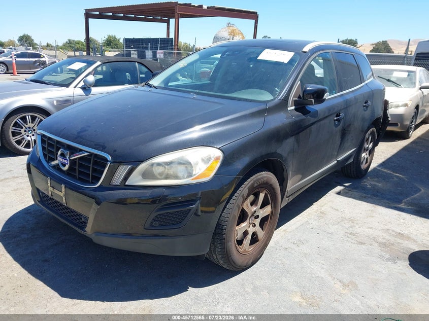 2012 Volvo Xc60 VIN YV4940DZ3C2339135 IAAI salvage auction — REAR END, Wait Title, sold $2,000 on 2026-10-09 (photo 2)