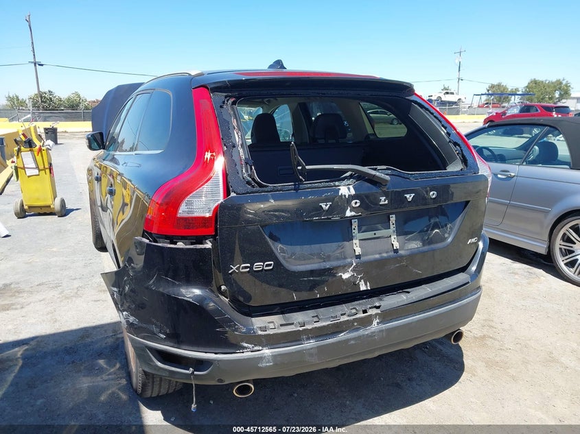 2012 Volvo Xc60 VIN YV4940DZ3C2339135 IAAI salvage auction — REAR END, Wait Title, sold $2,000 on 2026-10-09 (photo 6)