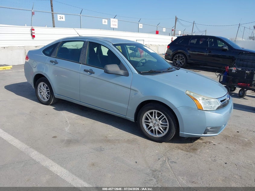 2009 Ford Focus VIN 1FAHP35N49W264116 IAAI salvage auction — SIDE, Salvage (California), sold $375 on 2026-07-29 (photo 1)