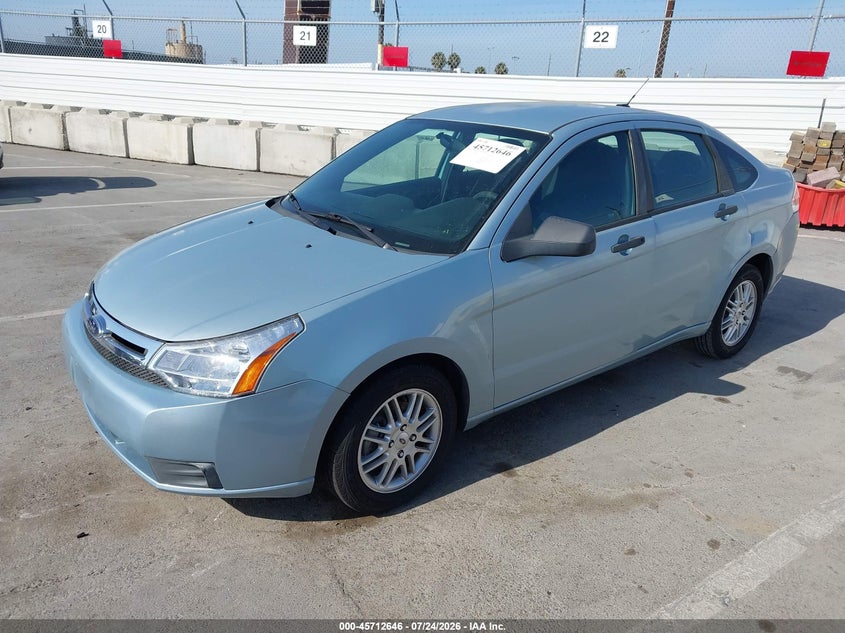 2009 Ford Focus VIN 1FAHP35N49W264116 IAAI salvage auction — SIDE, Salvage (California), sold $375 on 2026-07-29 (photo 2)