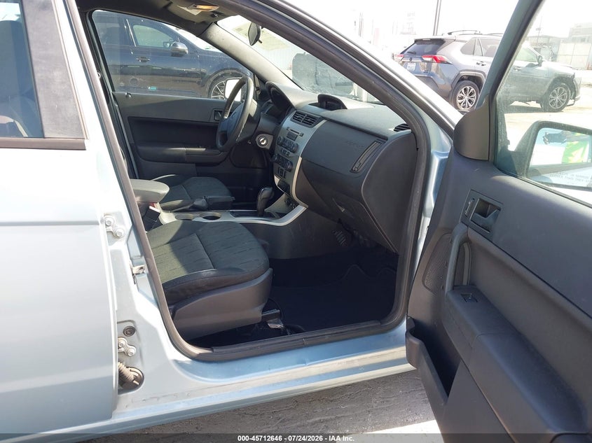 2009 Ford Focus VIN 1FAHP35N49W264116 IAAI salvage auction — SIDE, Salvage (California), sold $375 on 2026-07-29 (photo 5)