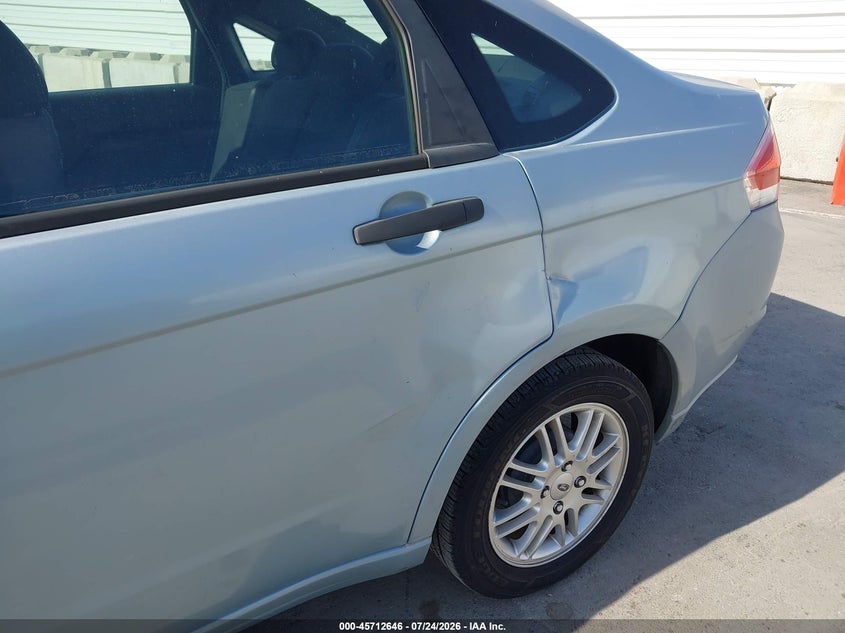 2009 Ford Focus VIN 1FAHP35N49W264116 IAAI salvage auction — SIDE, Salvage (California), sold $375 on 2026-07-29 (photo 6)