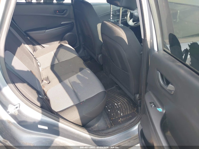 2018 Hyundai Kona VIN KM8K22AAXJU136096 IAAI salvage auction — NORMAL WEAR, Clear - Public Restricted (Oklahoma), sold $25 on 2026-07-28 (photo 8)
