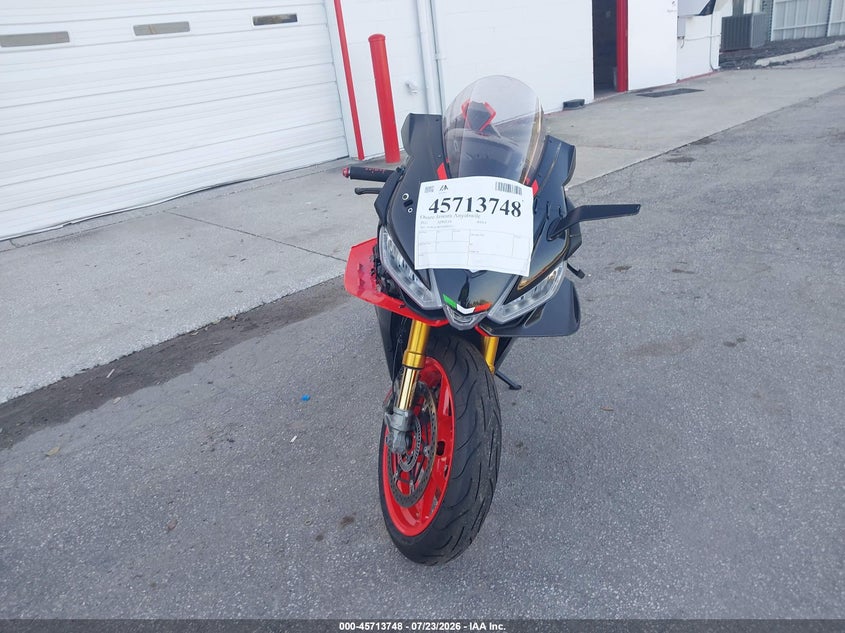 2022 Aprilia Rsv VIN ZD4KYUB02NS000331 IAAI salvage auction — SIDE, Clear (Florida), sold $4,900 on 2026-08-05 (photo 5)