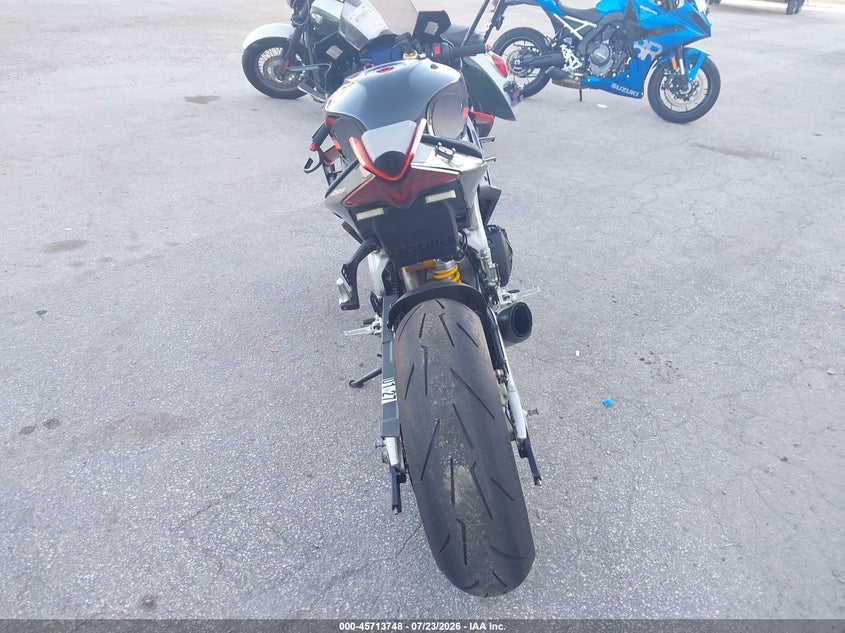 2022 Aprilia Rsv VIN ZD4KYUB02NS000331 IAAI salvage auction — SIDE, Clear (Florida), sold $4,900 on 2026-08-05 (photo 6)