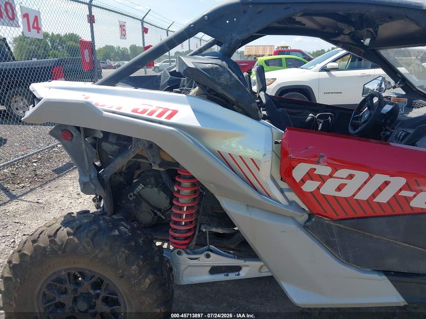 2025 Can-am/ brp Maverick VIN 3JBVGAY4XSE000356 IAAI salvage auction — FRONT END, Wait Title, sold $7,450 on 2026-08-25 (photo 8)