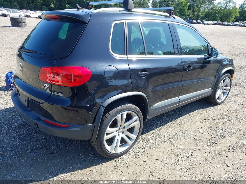 2016 Volkswagen Tiguan VIN WVGBV7AX5GW609733 IAAI salvage auction — NORMAL WEAR, Clear (New York), sold $25 on 2026-07-28 (photo 4)