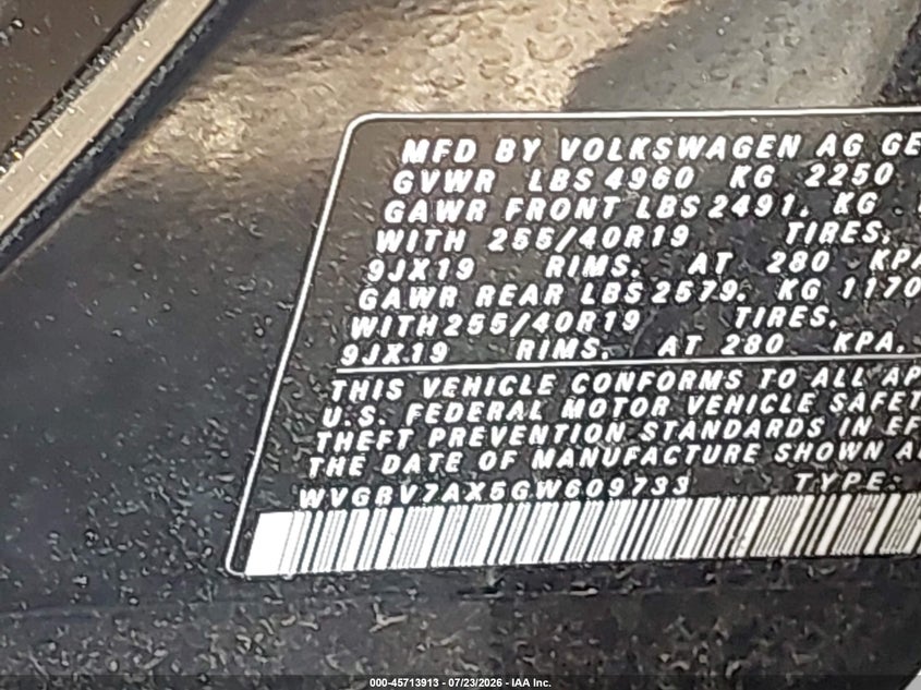 2016 Volkswagen Tiguan VIN WVGBV7AX5GW609733 IAAI salvage auction — NORMAL WEAR, Clear (New York), sold $25 on 2026-07-28 (photo 9)
