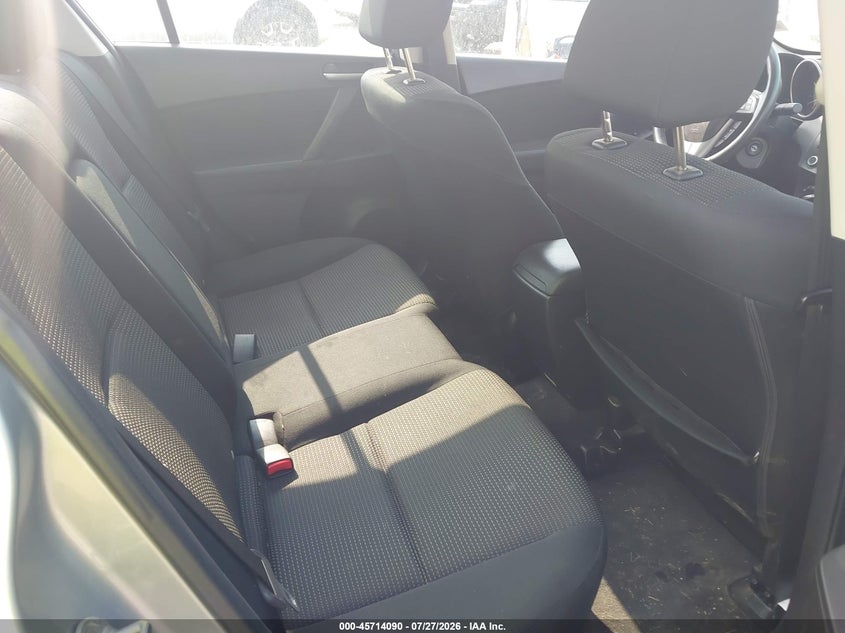 2012 Mazda 3 VIN JM1BL1V8XC1655222 IAAI salvage auction — NORMAL WEAR, Clear (New York), sold $75 on 2026-07-30 (photo 8)