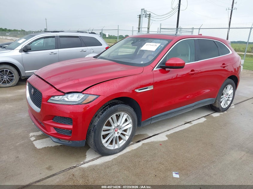 2017 Jaguar F-pace VIN SADCK2BVXHA066657 IAAI salvage auction — WATER/FLOOD, Rebuildable (Florida), sold $1,350 on 2026-07-31 (photo 2)