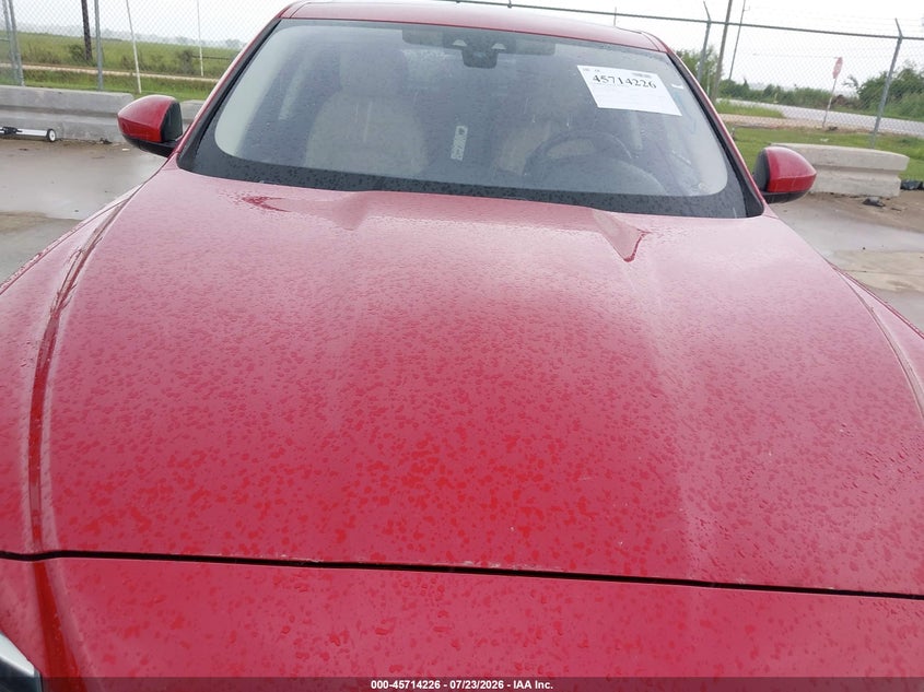 2017 Jaguar F-pace VIN SADCK2BVXHA066657 IAAI salvage auction — WATER/FLOOD, Rebuildable (Florida), sold $1,350 on 2026-07-31 (photo 6)