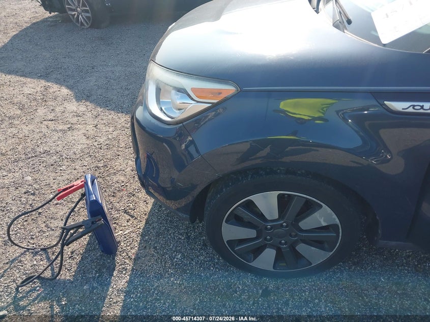 2015 Kia Soul VIN KNDJX3A55F7160757 IAAI salvage auction — NORMAL WEAR, Clear (Delaware), sold $425 on 2026-07-30 (photo 6)