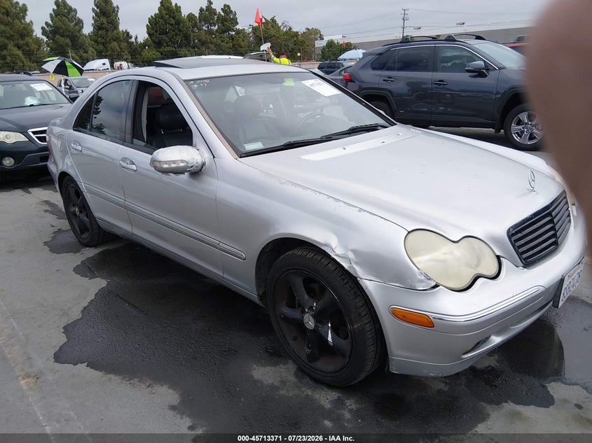 2002 Mercedes-benz C class VIN WDBRF61J62F184486 IAAI salvage auction — NORMAL WEAR, Clear - Dealer Only (California), sold $325 on 2026-08-10 (photo 1)