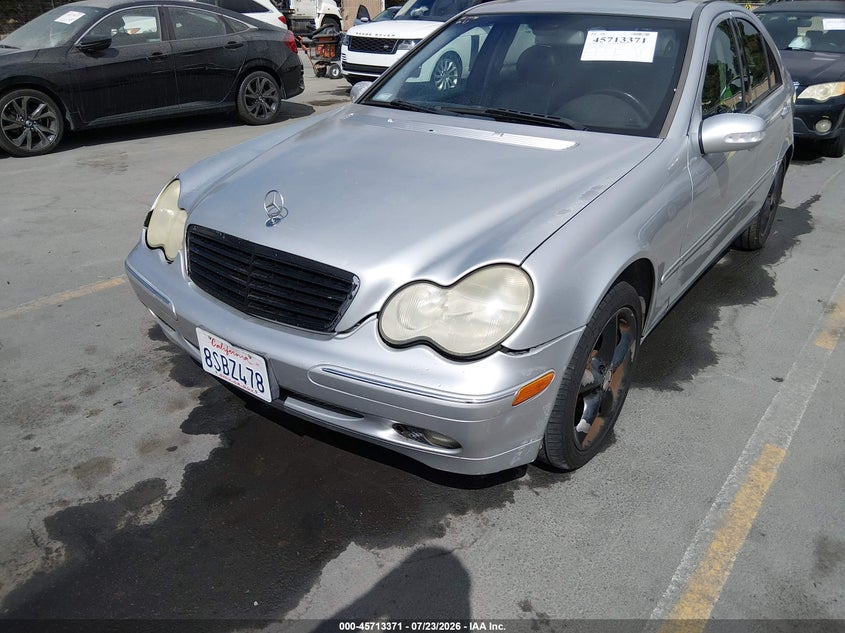 2002 Mercedes-benz C class VIN WDBRF61J62F184486 IAAI salvage auction — NORMAL WEAR, Clear - Dealer Only (California), sold $325 on 2026-08-10 (photo 6)