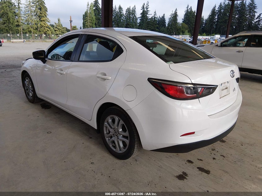 2017 Toyota Yaris VIN 3MYDLBYVXHY190753 IAAI salvage auction — RIGHT FRONT, Bill Of Sale (Washington), sold $2,500 on 2026-08-08 (photo 3)