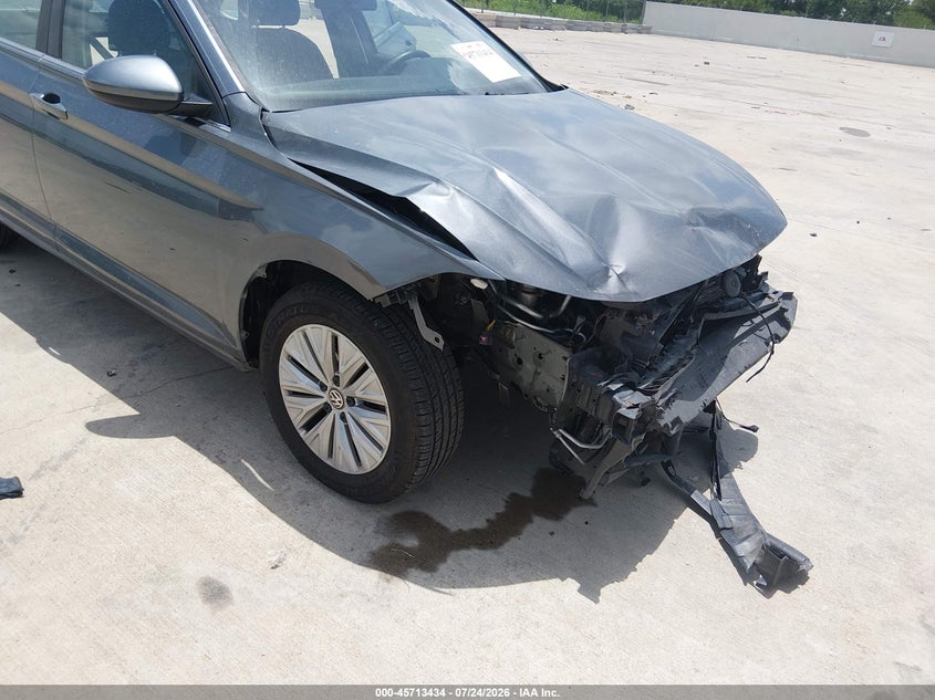 2019 Volkswagen Jetta VIN 3VWC57BUXKM040557 IAAI salvage auction — FRONT END, Salvage (Texas), sold $2,250 on 2026-08-20 (photo 6)