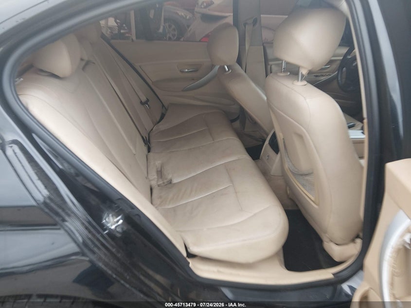 2012 BMW 3 series VIN WBA3C1C56CF430258 IAAI salvage auction — NORMAL WEAR, Original (Texas), sold $475 on 2026-08-17 (photo 8)