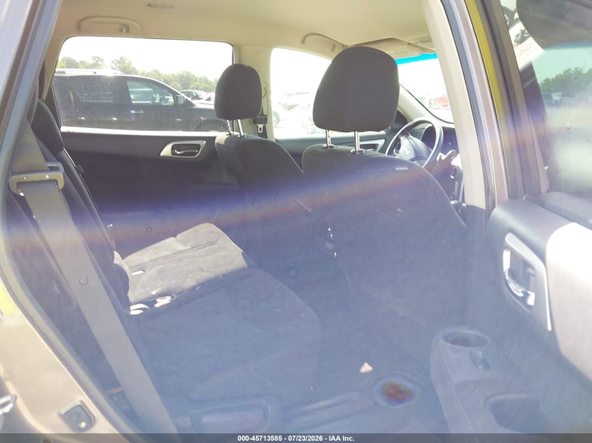 2014 Nissan Pathfinder VIN 5N1AR2MN2EC618577 IAAI salvage auction — NORMAL WEAR, Repossession Paperwork (Georgia), sold $450 on 2026-09-11 (photo 8)