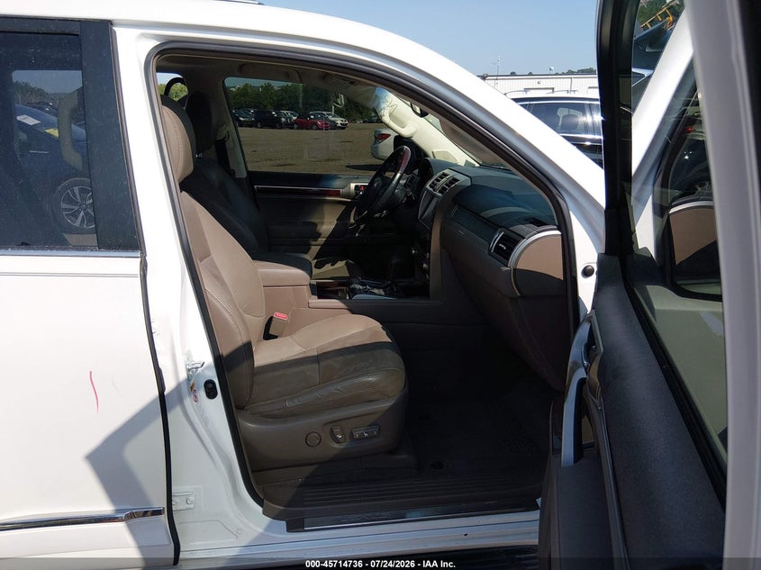 2019 Lexus Gx VIN JTJBM7FX5K5233840 IAAI salvage auction — LEFT SIDE, Wait Title, sold $23,100 on 2026-09-04 (photo 5)