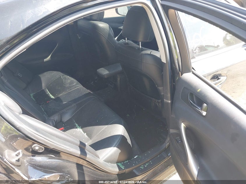2013 Lexus Is VIN JTHCF5C22D5063114 IAAI salvage auction — RIGHT SIDE, Clear (Indiana), sold $1,250 on 2026-09-10 (photo 8)