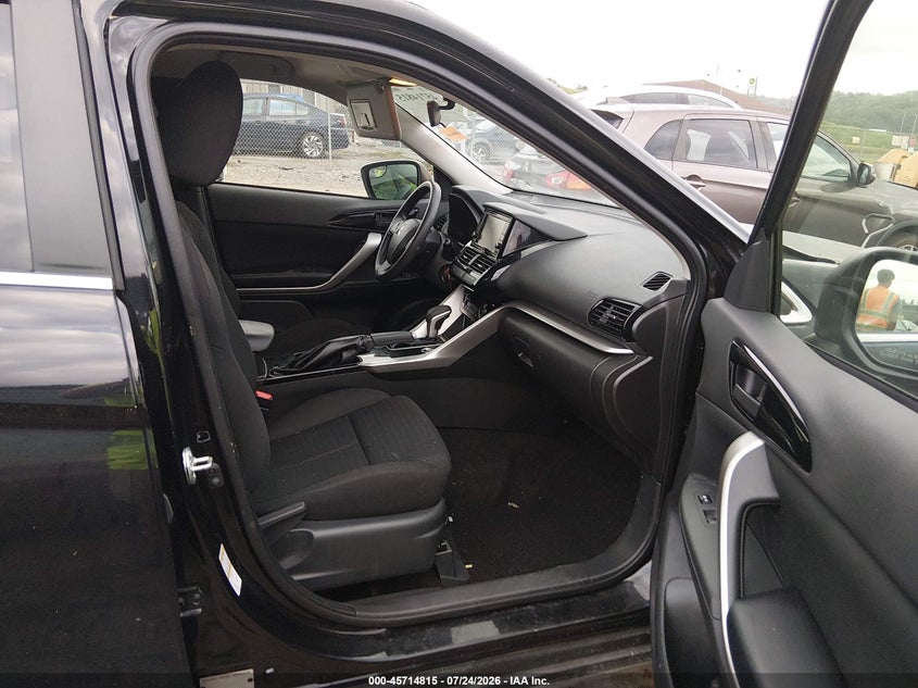 2023 Mitsubishi Eclipse cross VIN JA4ATUAA6PZ031344 IAAI salvage auction — WATER/FLOOD, Salvage Title, sold $6,900 on 2026-09-25 (photo 5)