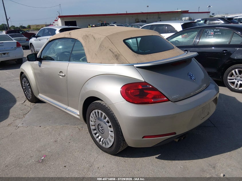 2013 Volkswagen Beetle VIN 3VW5P7AT8DM817994 IAAI salvage auction — UNKNOWN, Clear (North Carolina), sold $7,500 on 2026-08-06 (photo 3)