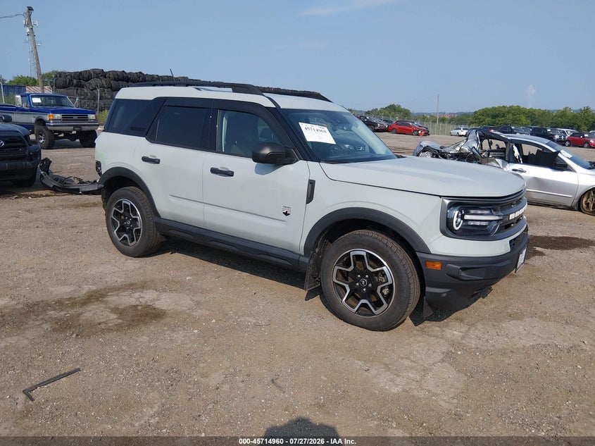 2022 Ford Bronco sport VIN 3FMCR9B66NRD33587 — IAAI salvage auction photo