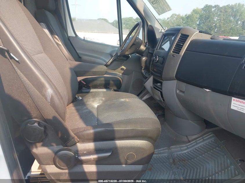 2010 Freightliner Sprinter 2500 VIN WDYPE8CC1A5452519 IAAI salvage auction — NORMAL WEAR, Repossession Paperwork (Georgia), sold $550 on 2026-08-19 (photo 5)
