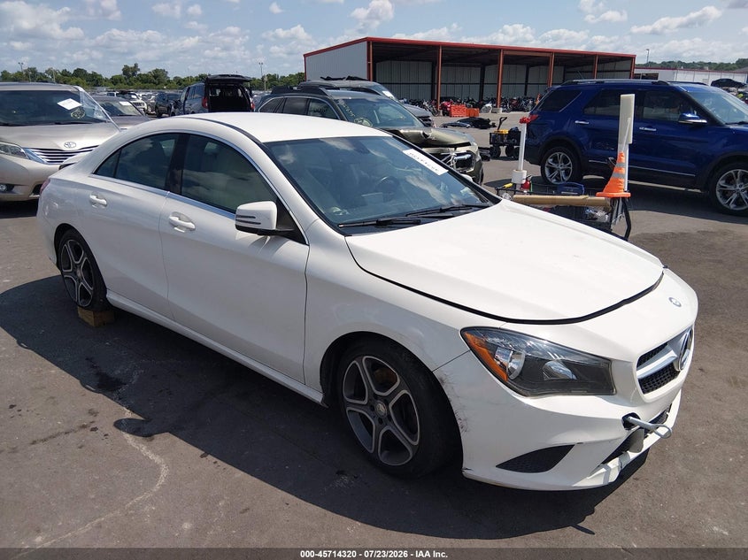 2014 Mercedes-benz Cla-klasse VIN WDDSJ4GBXEN111627 IAAI salvage auction — NORMAL WEAR, Wait Title, sold $1,350 on 2026-08-11 (photo 1)