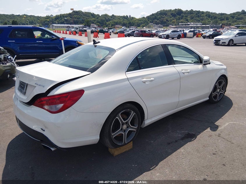 2014 Mercedes-benz Cla-klasse VIN WDDSJ4GBXEN111627 IAAI salvage auction — NORMAL WEAR, Wait Title, sold $1,350 on 2026-08-11 (photo 4)