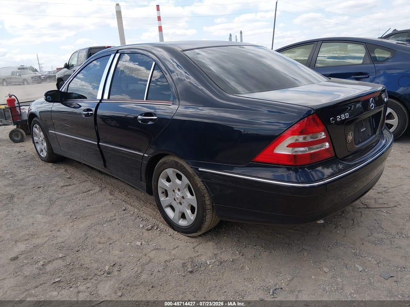 2006 Mercedes-benz C class VIN WDBRF92H36F819604 IAAI salvage auction — NORMAL WEAR, Clear (Indiana), sold $350 on 2026-07-31 (photo 3)