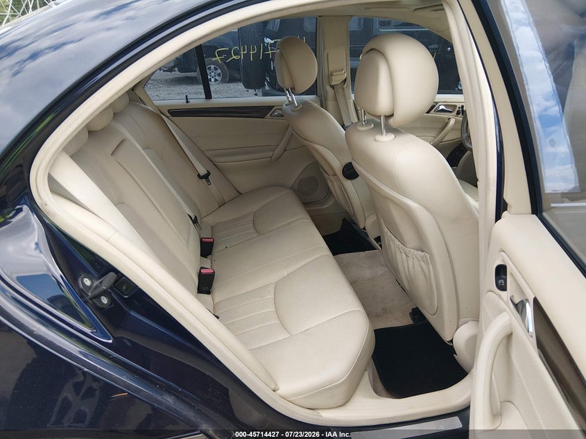 2006 Mercedes-benz C class VIN WDBRF92H36F819604 IAAI salvage auction — NORMAL WEAR, Clear (Indiana), sold $350 on 2026-07-31 (photo 8)