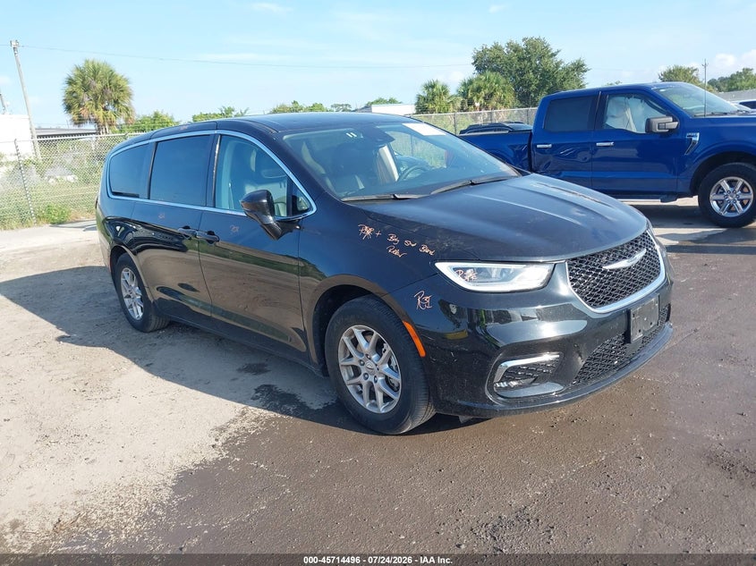 2024 Chrysler Pacifica VIN 2C4RC1BG5RR147075 IAAI salvage auction — HAIL, Regular (Nevada), sold $15,100 on 2026-08-19 (photo 1)