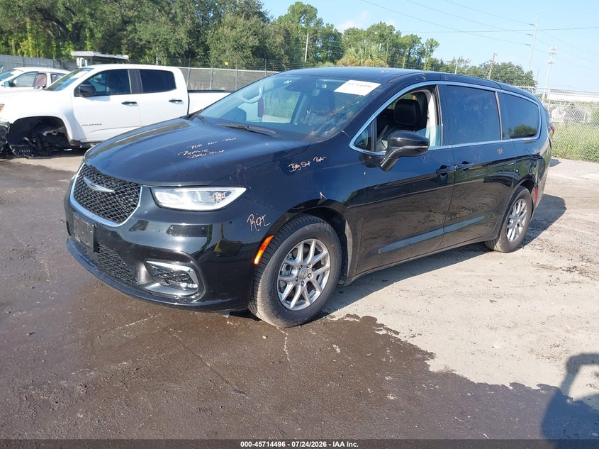2024 Chrysler Pacifica VIN 2C4RC1BG5RR147075 IAAI salvage auction — HAIL, Regular (Nevada), sold $15,100 on 2026-08-19 (photo 2)