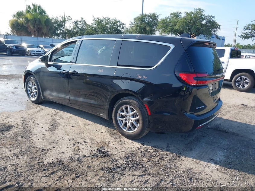 2024 Chrysler Pacifica VIN 2C4RC1BG5RR147075 IAAI salvage auction — HAIL, Regular (Nevada), sold $15,100 on 2026-08-19 (photo 3)