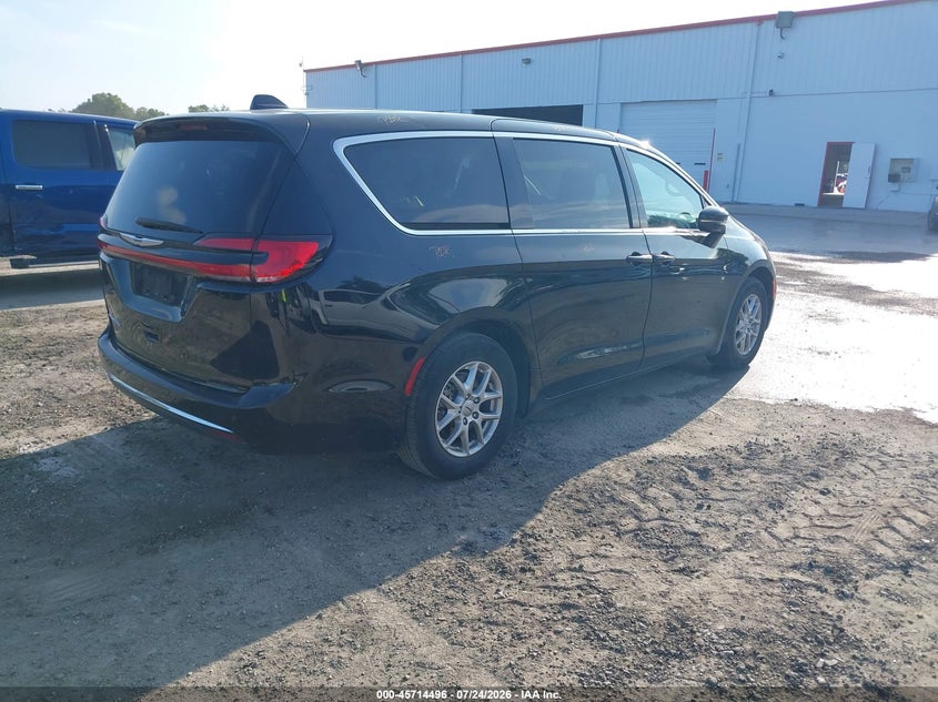 2024 Chrysler Pacifica VIN 2C4RC1BG5RR147075 IAAI salvage auction — HAIL, Regular (Nevada), sold $15,100 on 2026-08-19 (photo 4)