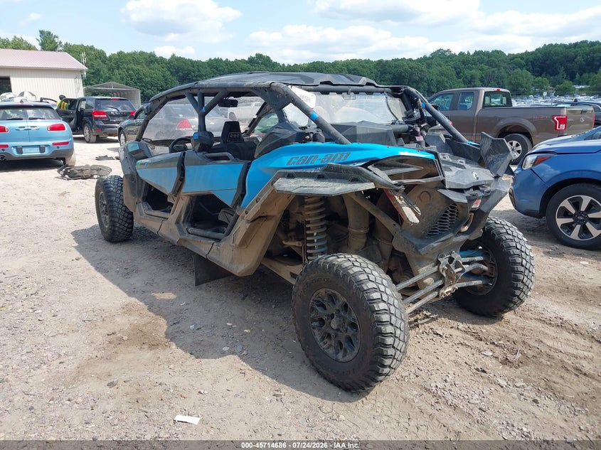 2023 Can-am/ brp Maverick VIN 3JBVMAY44PE000109 IAAI salvage auction — SIDE, Wait Title, sold $10,950 on 2026-08-18 (photo 3)