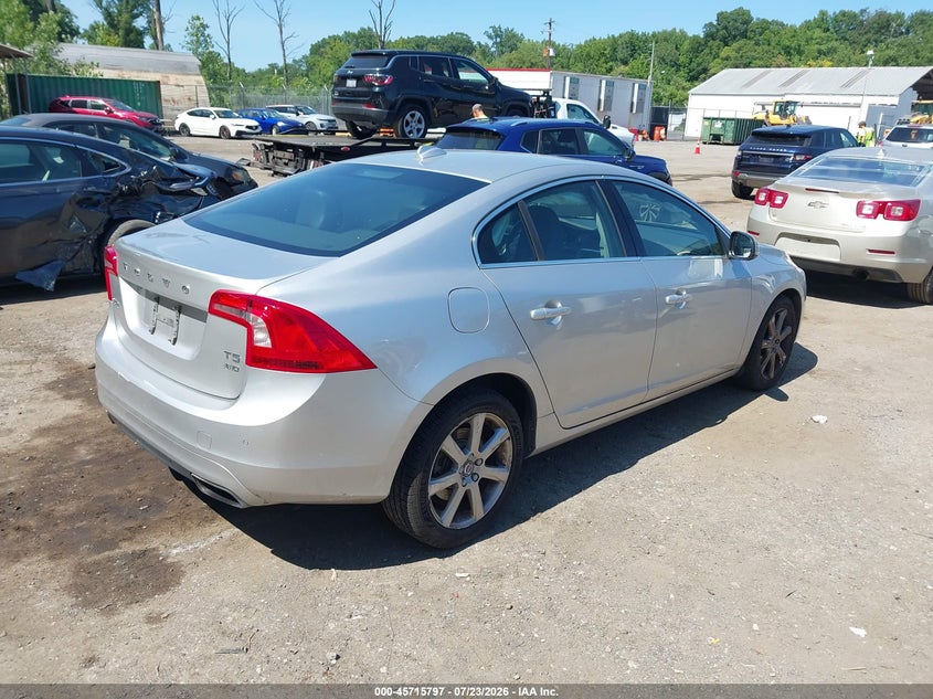 2016 Volvo S60 VIN YV1612TK1G2395590 IAAI salvage auction — NORMAL WEAR, Salvage Title, sold $25 on 2026-07-28 (photo 4)