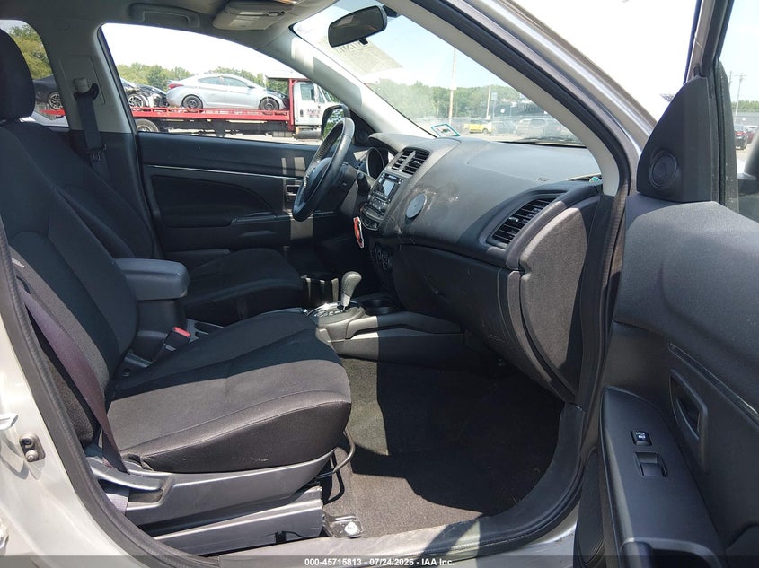 2015 Mitsubishi Outlander VIN 4A4AP3AUXFE023602 IAAI salvage auction — FRONT END, Salvage Title, sold $1,200 on 2026-08-21 (photo 5)