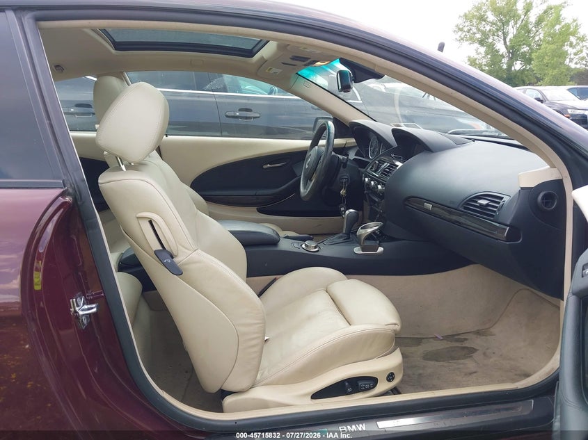 2007 BMW 6 series VIN WBAEH13547CR52498 IAAI salvage auction — NORMAL WEAR, Clear (New York), sold $75 on 2026-07-30 (photo 5)