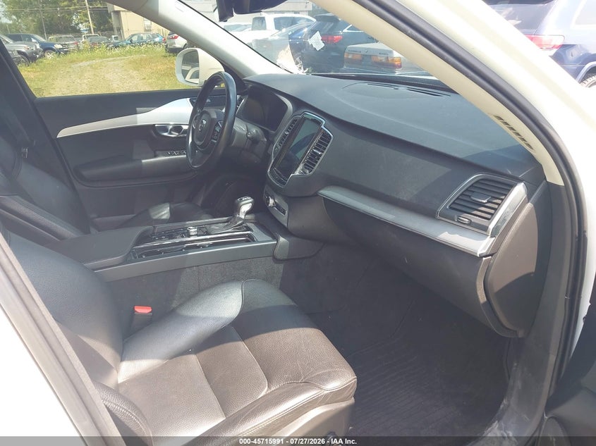 2018 Volvo Xc90 VIN YV4A22PK3J1385225 IAAI salvage auction — NORMAL WEAR, Clear (New York), sold $4,350 on 2026-08-06 (photo 5)