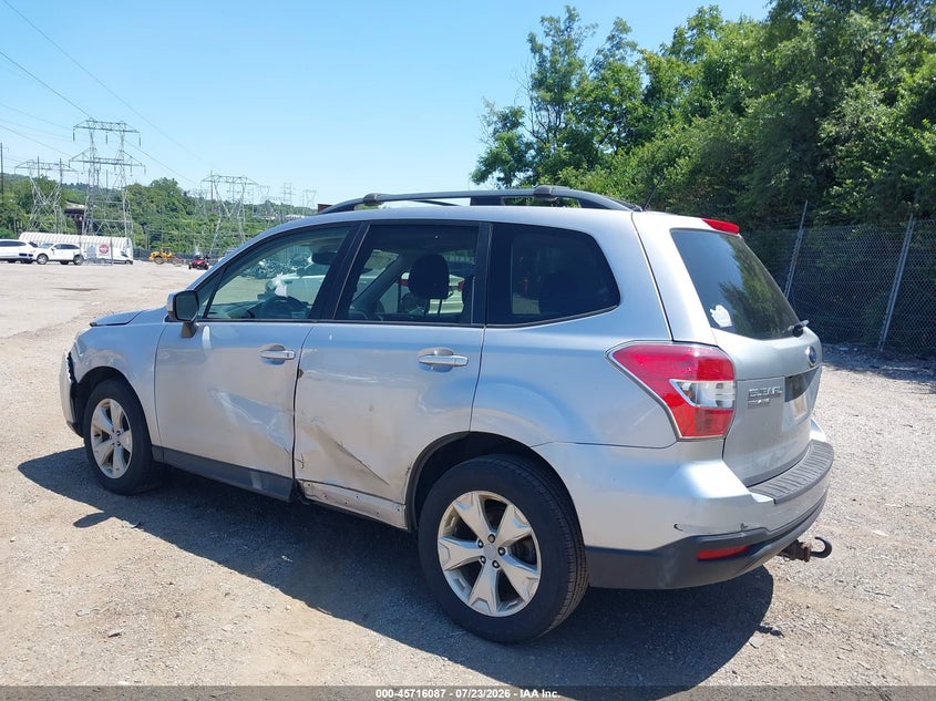2015 Subaru Forester VIN JF2SJAFC1FH805157 IAAI salvage auction — NORMAL WEAR, Clear (New Jersey), sold $25 on 2026-07-31 (photo 3)