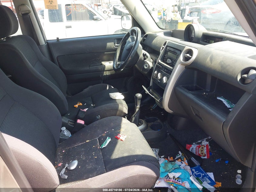 2005 Scion Xb VIN JTLKT334454007196 IAAI salvage auction — FRONT END, Salvage (California), sold $225 on 2026-08-03 (photo 5)