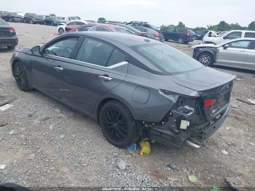 2025 Nissan Altima VIN 1N4BL4DV6SN417776 IAAI salvage auction — REAR END, Wait Title, sold $10,150 on 2026-08-20 (photo 3)