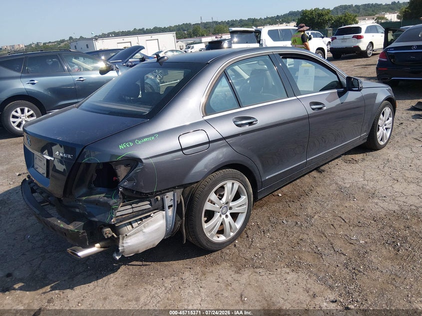 2011 Mercedes-benz C class VIN WDDGF8BB4BR160641 IAAI salvage auction — REAR END, Salvage (Pennsylvania), sold $1,200 on 2026-08-13 (photo 4)