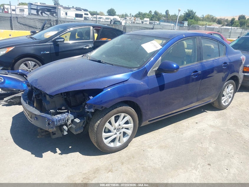 2013 Mazda 3 VIN JM1BL1WP4D1776299 IAAI salvage auction — NORMAL WEAR, Clear - Dealer Only (California), sold $375 on 2026-07-30 (photo 2)